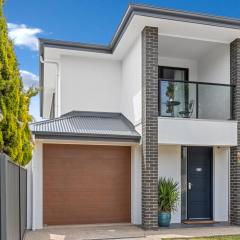 Entire 2 storey home in Tranmere