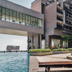 Imperio Residence Seafront by Perfect Host