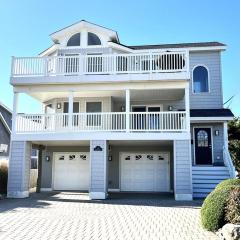 Beautiful Surf City Vacation Home - 1 From The Ocean!