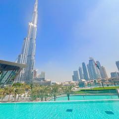 Luxury 1BR 5min to Dubai Mall Burj Khalifa View from pool