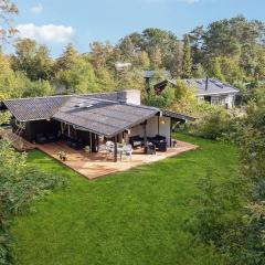 3 Bedroom Awesome Home In Gilleleje