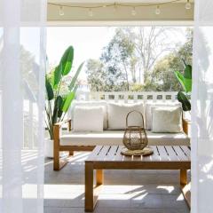 Bright & Cosy 2 Bed, 2 Bath Apartment, With Pool