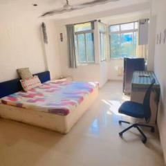 Flat in Bandra West