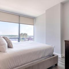 Private Luxury Apt with Gym