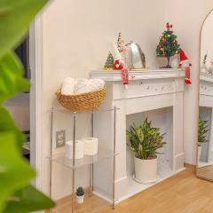 K-10 White Linen House