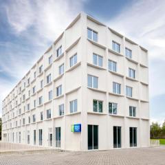 Holiday Inn Express & Suites Ghent, an IHG Hotel