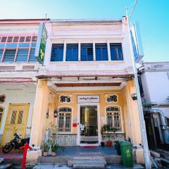 Swing & Pillows - 75 Chulia St, Georgetown Penang