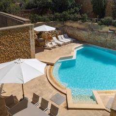 OneFifty Holiday Home