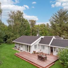 Stunning Home In Gilleleje With Wifi