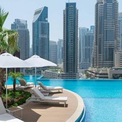 Luxury Jumeirah Living Marina Gate 2BR 44th Floor