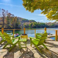 Cozy Lake Santeetlah Cottage with Dock and 3 Kayaks!