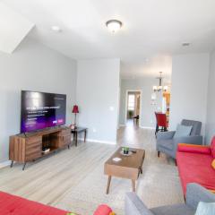 Near NYC Spacious 4 bedroom 2 and a half bath