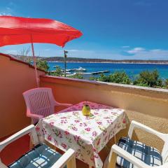 Nice Apartment In Rab With Kitchen