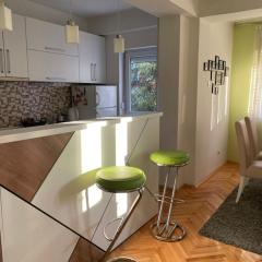 Maria Charming Apartment