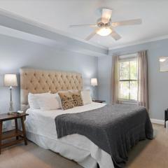 305 W Taylor Garden