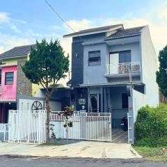 Guest House Pesona Alam