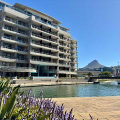 Waterfront Canal, 2 Bedroom Apartment