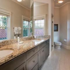 5 Bedroom Wilson Village Home 33