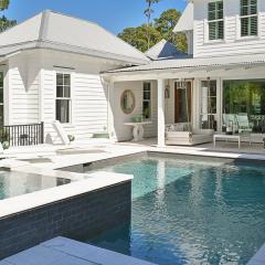 Lagoon 5 Bedroom Moreland Village Home 5600