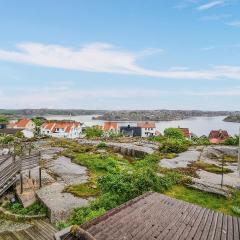 Lovely Apartment In Kungshamn