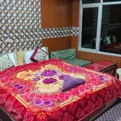 Soma Retreat Cottage, Pangong Lake