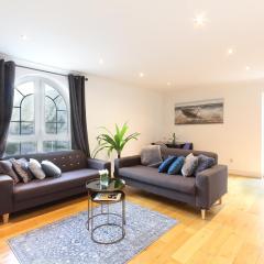 Elegant 2bd Flat in Brighton Marina - Free Parking