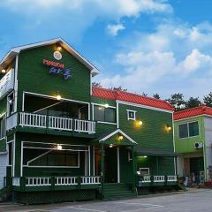 Buan Floor Pension