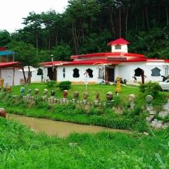 Buan Bbalgan Jibung Pension