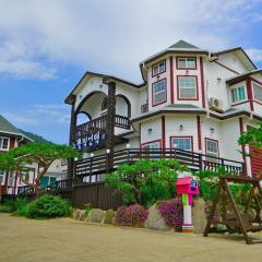 Buan Byeonsanbando Noeulbit Hill Pension