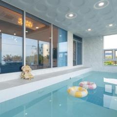 Pohang Bahari Pool Villa