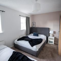 Stunning Cardiff Wharf View 4 Bed Free Parking