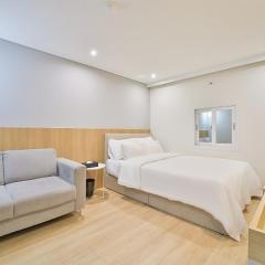 Busan Hadan Stay Hotel MOMULDA