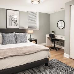 Drexel Apartments, Downtown Hyde Park