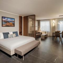 Isabella Suites