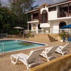Villa with Swimming Pool, Jacuzzi and Sauna
