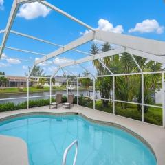 Sunshine Home Retreat Heated Pool on Canal