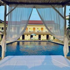 On Board Lifestyle Resort FREE MOTORBIKE