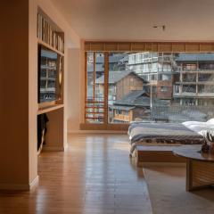 Xijiang Qianhu Miao Village Mountain and B&B