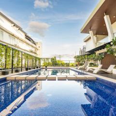 Ivory Residences I Premium Apartment l Close to Malls I Downtown I Managed by Bleuspace