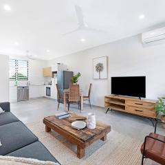 'Tres Botanica' Nightcliff Escape for Groups, Three Adjacent Apartments