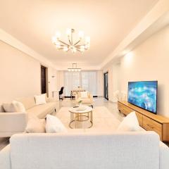 Apple Tree Apartment , 2 bedroom Luxury suites