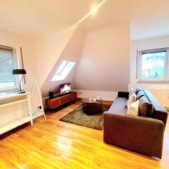 Cosy 2 bedrooms flat with parking