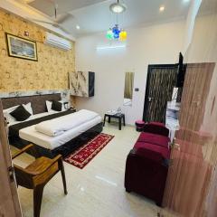 Shri Radhe Radhe Guest House In-front of Ram Janam Bhumi Main Gate Opposite 200 Meter Fully AC All Rooms