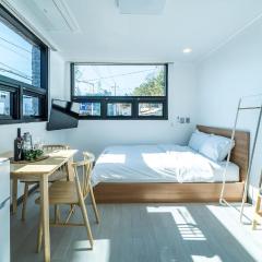 Yeosu Nangmanstay pension