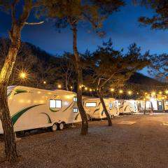 Yangpyeong Smile Caravan Pension