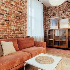 Red Brick Retreat