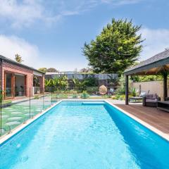 Sorrento Serenity - Pool, Theatre and Games Room, Walk to Beach and Shops