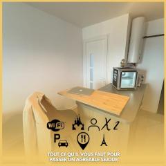 Le 71 - Love Room Cozy - Disney 20min