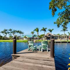 Classy N' Cozy Delray home! Pool with water view