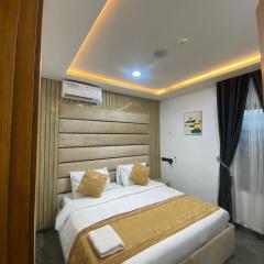 Lighthouse Inn and suites